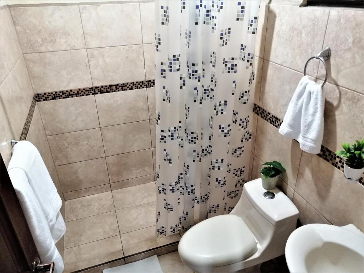 Kubo Apartment Private 2 Bedrooms 5 Mins Sjo Airport With Ac アラフエラ エクステリア 写真